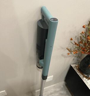 斐纳无线吸尘器的使用体验（方便实用的家居清洁利器，轻松打造舒适生活环境）