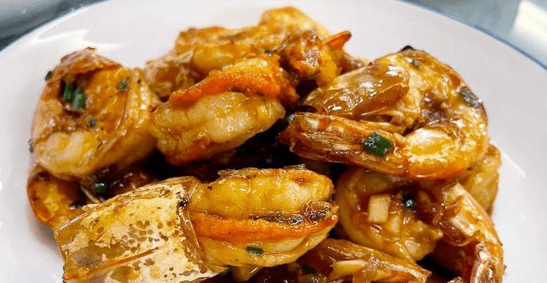 炭烧章鱼的独特美味（探索炭烧章鱼的制作工艺及品尝心得）