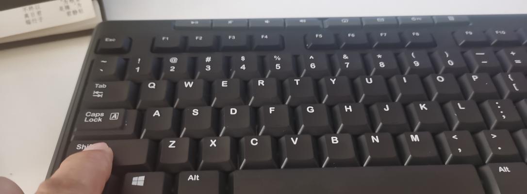 Win10安全模式（掌握Win10安全模式的关键步骤，轻松解决系统故障）