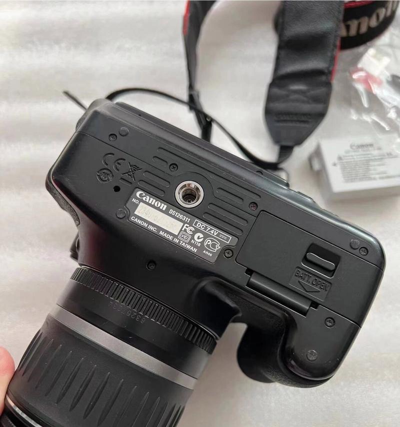 单反600D的优势与劣势分析（探索佳能600D的拍摄性能和适用范围）